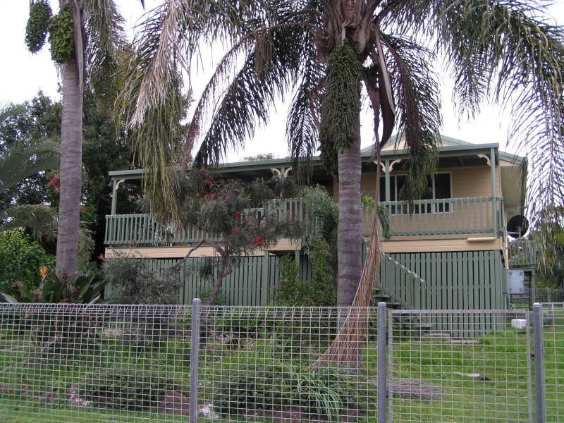 15 Camena Street, Macleay Island QLD 4184
