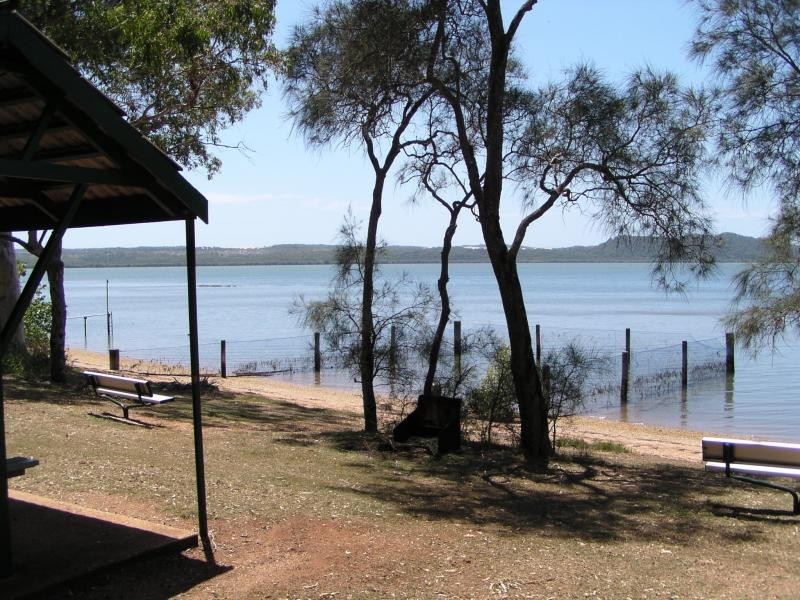 12 Leonie street, Lamb Island QLD 4184