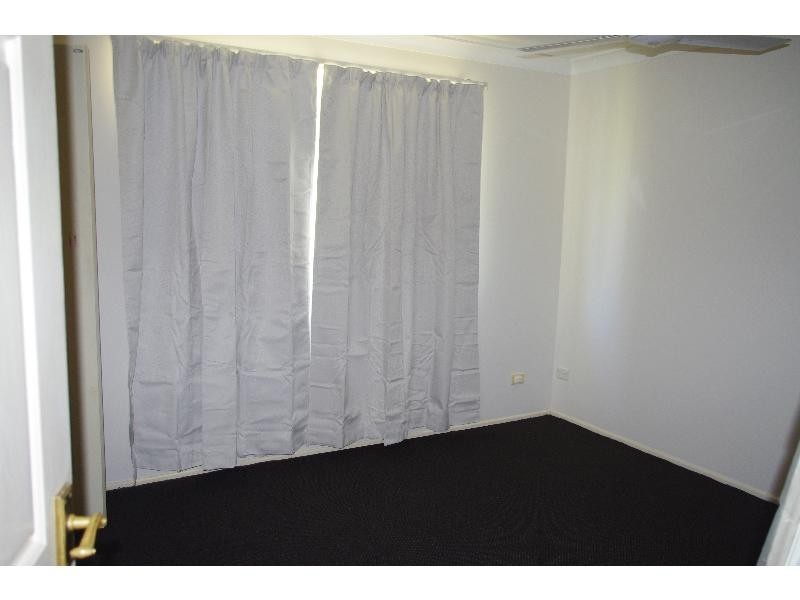 13 Michiko Street, Macleay Island QLD 4184