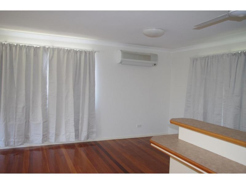 13 Michiko Street, Macleay Island QLD 4184