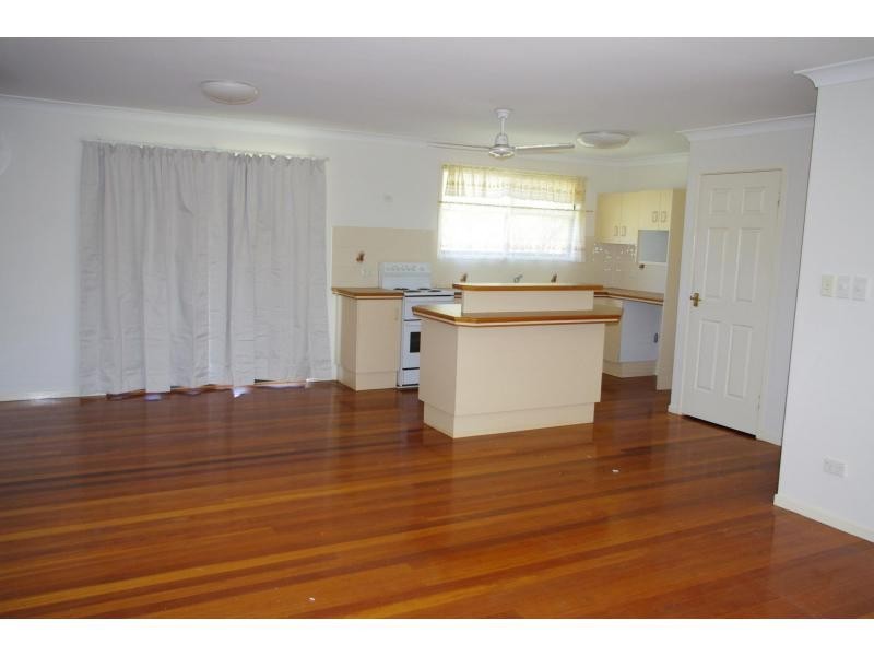13 Michiko Street, Macleay Island QLD 4184