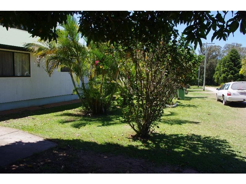 13 Michiko Street, Macleay Island QLD 4184