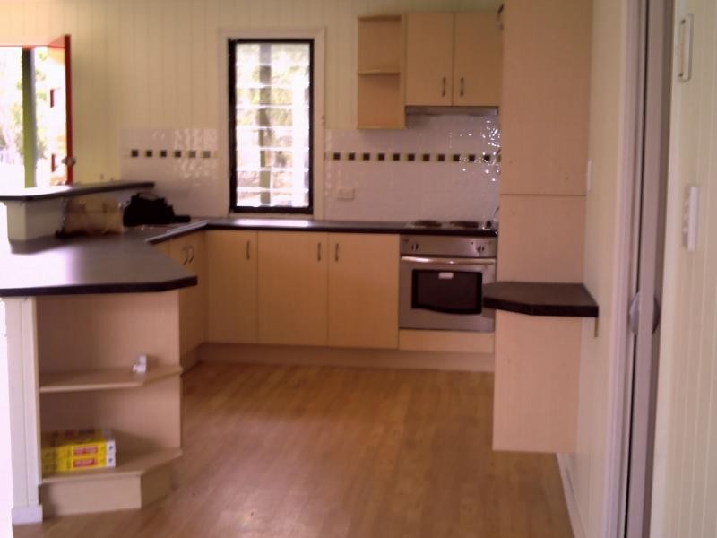 8 Ilya street, Macleay Island QLD 4184