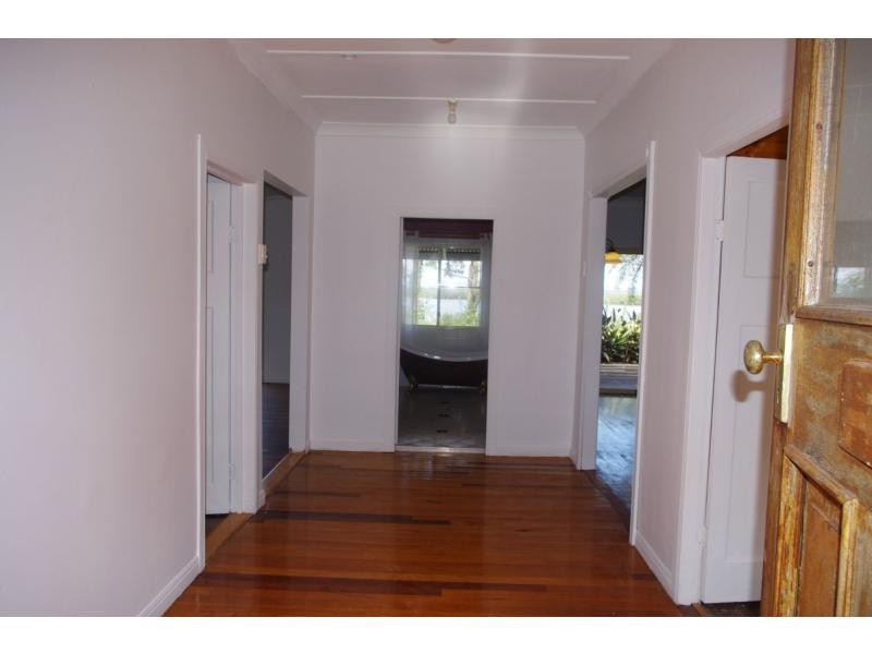 90-92 Western Road, Macleay Island QLD 4184