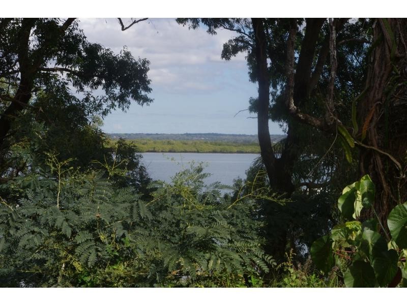 90-92 Western Road, Macleay Island QLD 4184