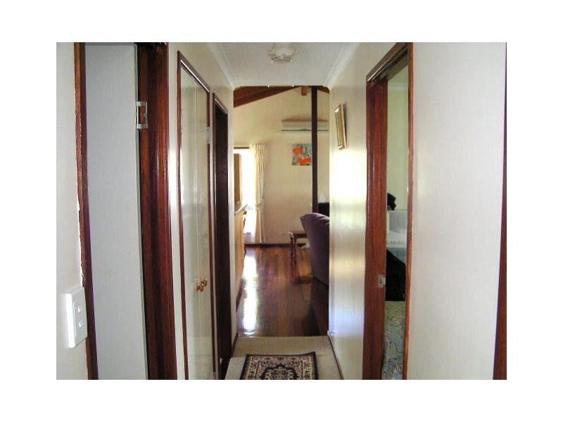 19 Coast Road, Macleay Island QLD 4184