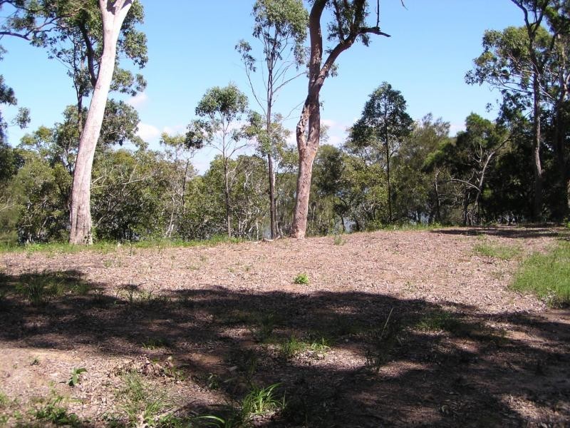 40 Calm Waters Crescent, Macleay Island QLD 4184