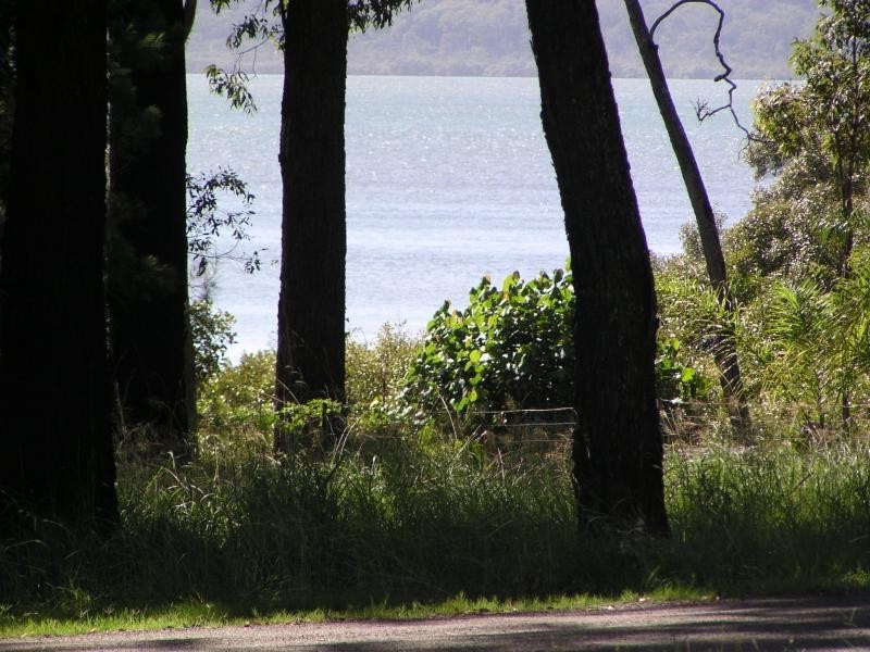 40 Calm Waters Crescent, Macleay Island QLD 4184