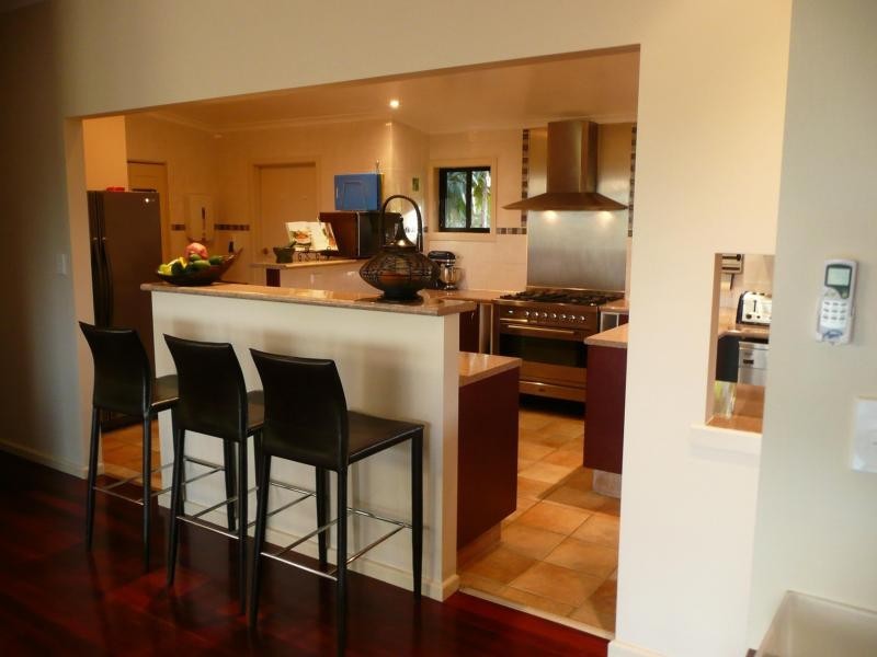 10-14 Weeroona Avenue, Macleay Island QLD 4184