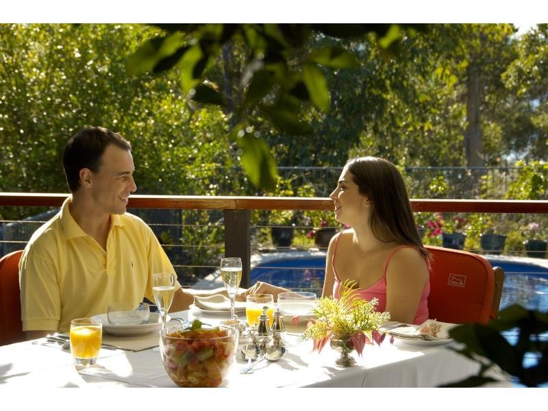 10-14 Weeroona Avenue, Macleay Island QLD 4184