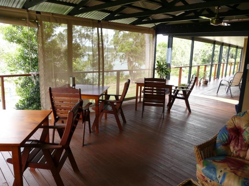 10-14 Weeroona Avenue, Macleay Island QLD 4184