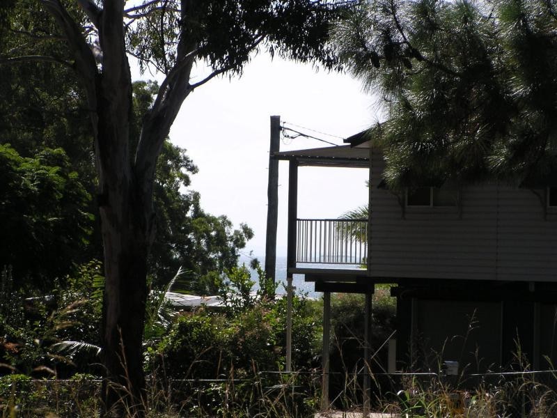 9 Wobur Street, Lamb Island QLD 4184