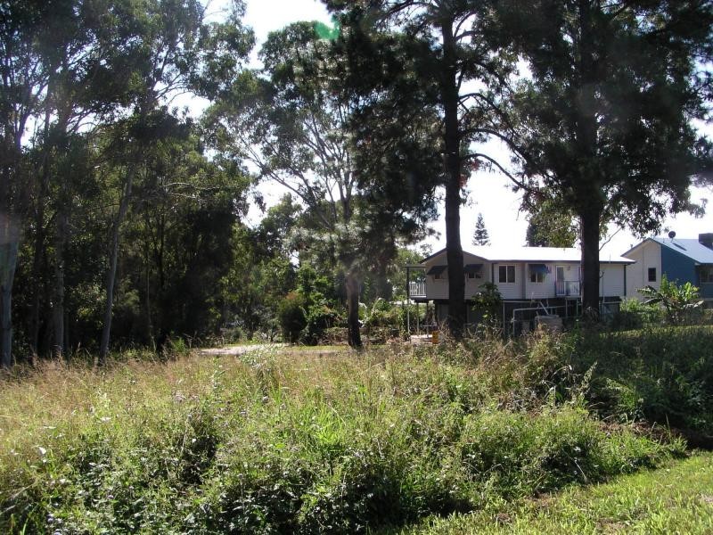 9 Wobur Street, Lamb Island QLD 4184