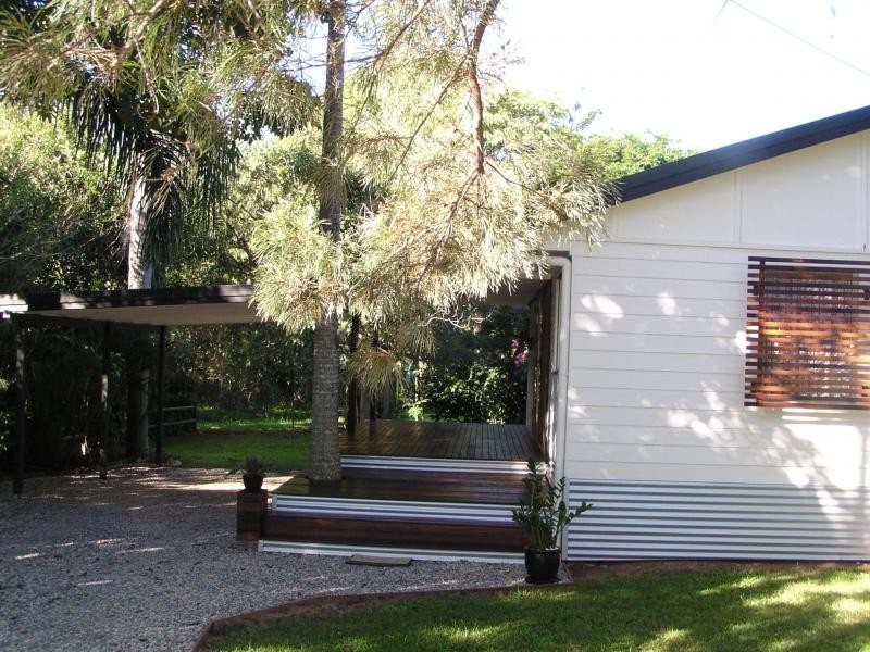 14 Lemontree Drive, Macleay Island QLD 4184