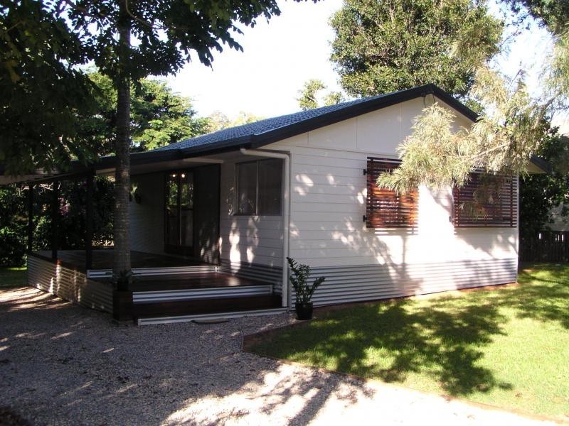 14 Lemontree Drive, Macleay Island QLD 4184