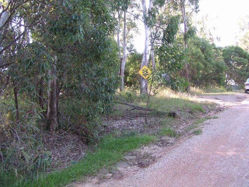11 Atlantic Street, Lamb Island QLD 4184
