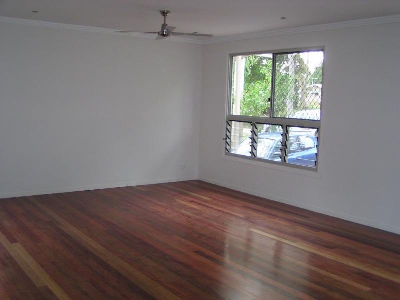 20 Tingara Street, Macleay Island QLD 4184