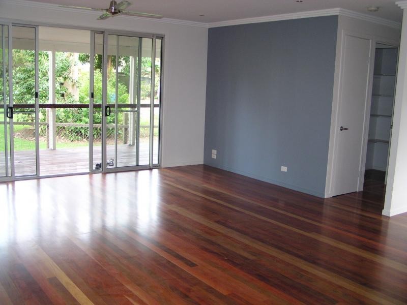 20 Tingara Street, Macleay Island QLD 4184