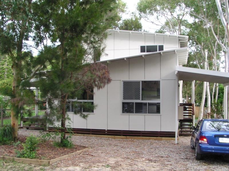 20 Tingara Street, Macleay Island QLD 4184