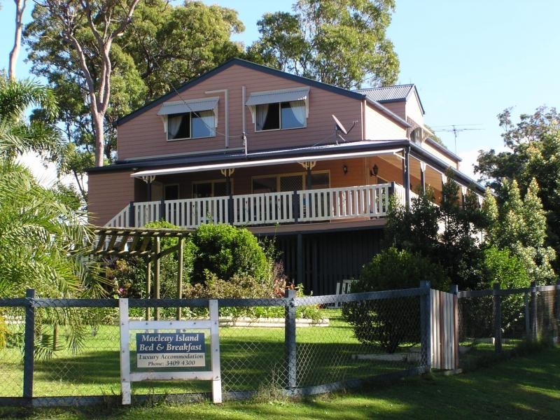 46 Beelong Street, Macleay Island QLD 4184