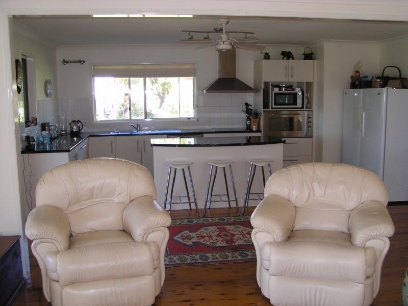 46 Beelong Street, Macleay Island QLD 4184