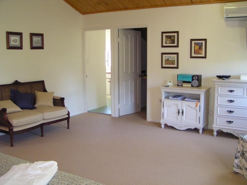 46 Beelong Street, Macleay Island QLD 4184