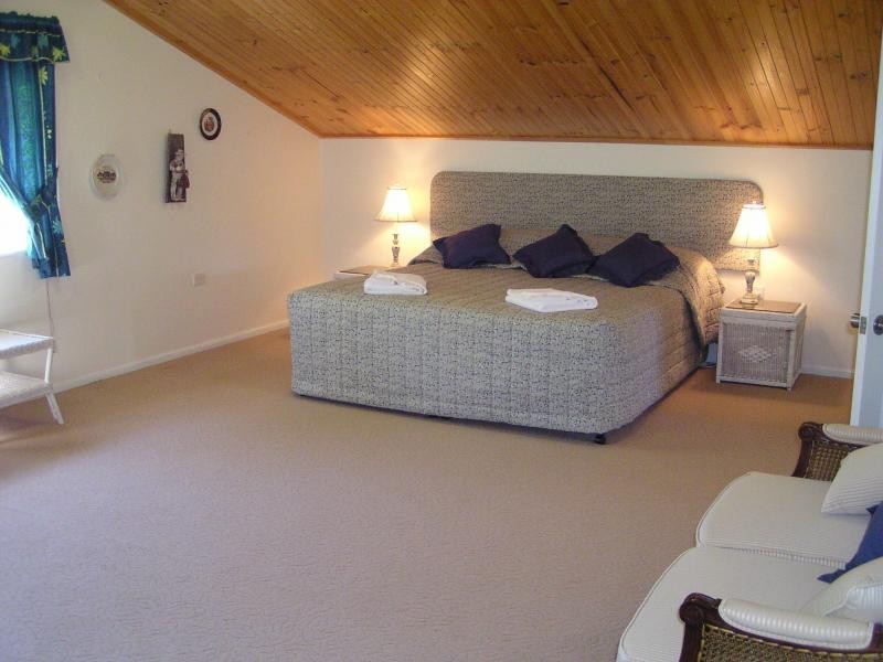 46 Beelong Street, Macleay Island QLD 4184