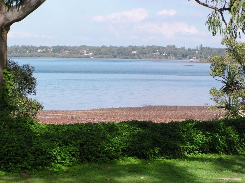 14 Coorong Street, Macleay Island QLD 4184
