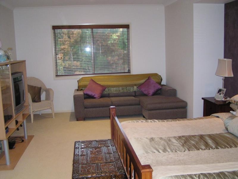 2 President Terrace, Macleay Island QLD 4184