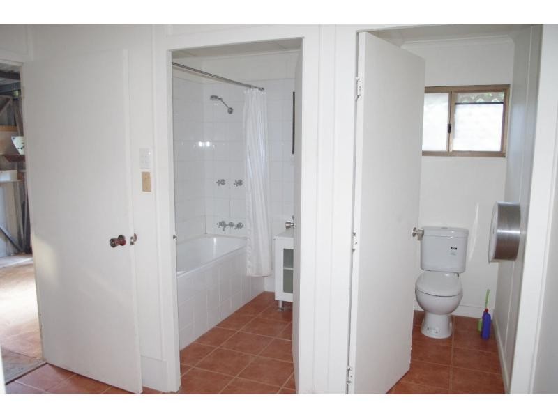 109 Treasure Island Avenue, Karragarra Island QLD 4184