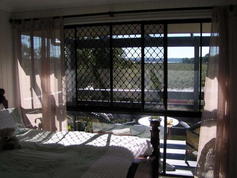 8 Timothy Street, Macleay Island QLD 4184
