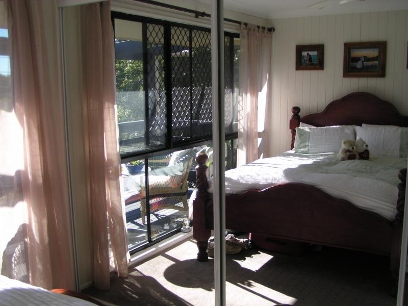 8 Timothy Street, Macleay Island QLD 4184