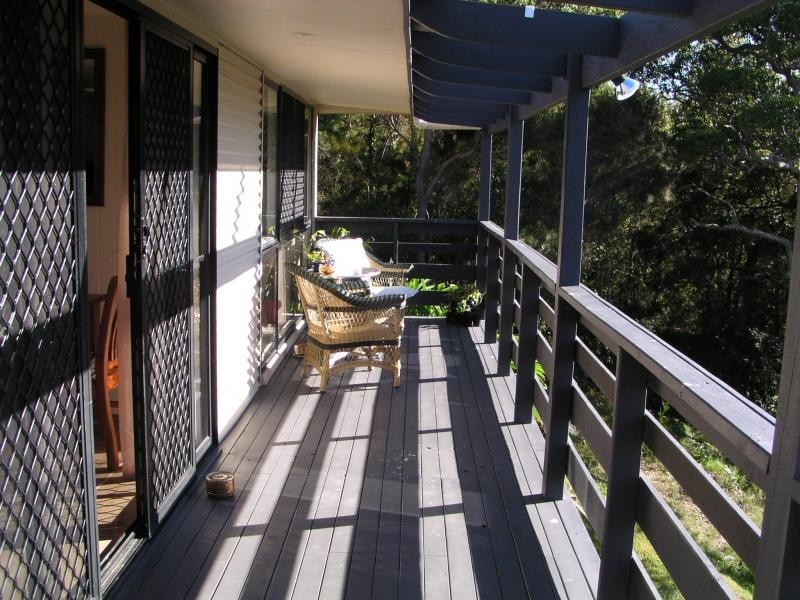 8 Timothy Street, Macleay Island QLD 4184