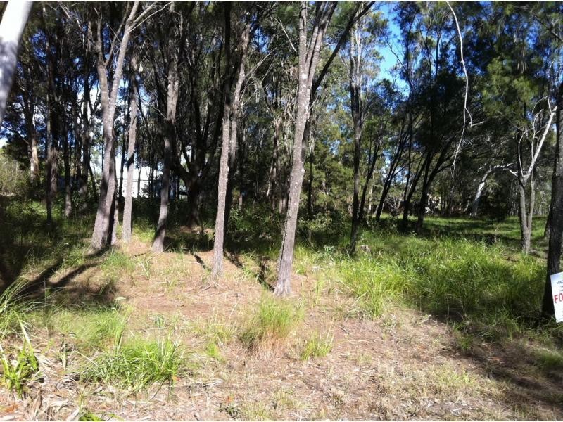 30 Florence Street, Macleay Island QLD 4184