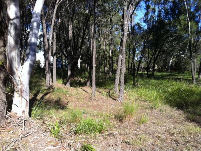 30 Florence Street, Macleay Island QLD 4184