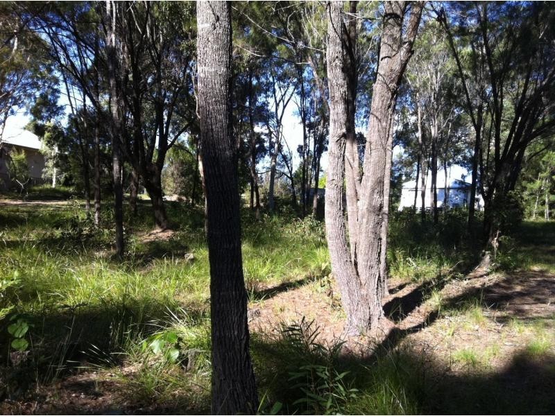 30 Florence Street, Macleay Island QLD 4184