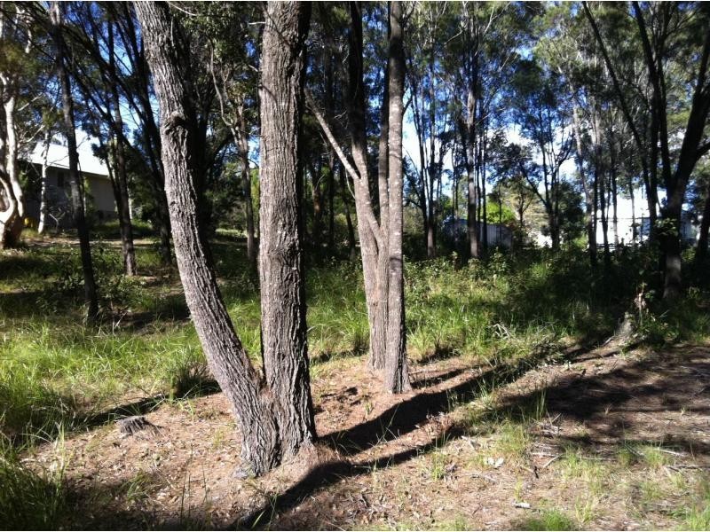 30 Florence Street, Macleay Island QLD 4184