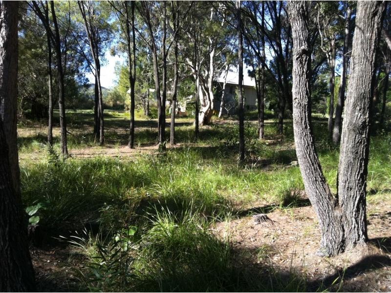 30 Florence Street, Macleay Island QLD 4184