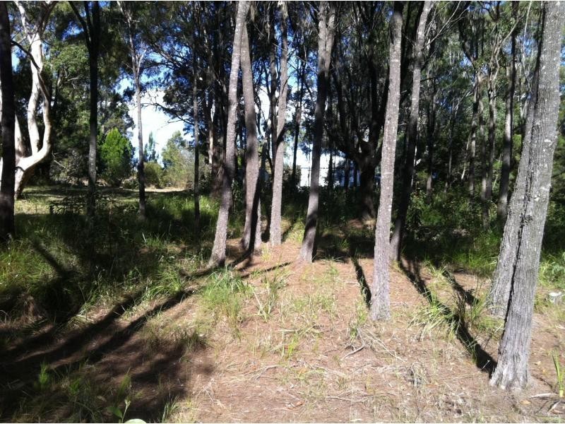 30 Florence Street, Macleay Island QLD 4184