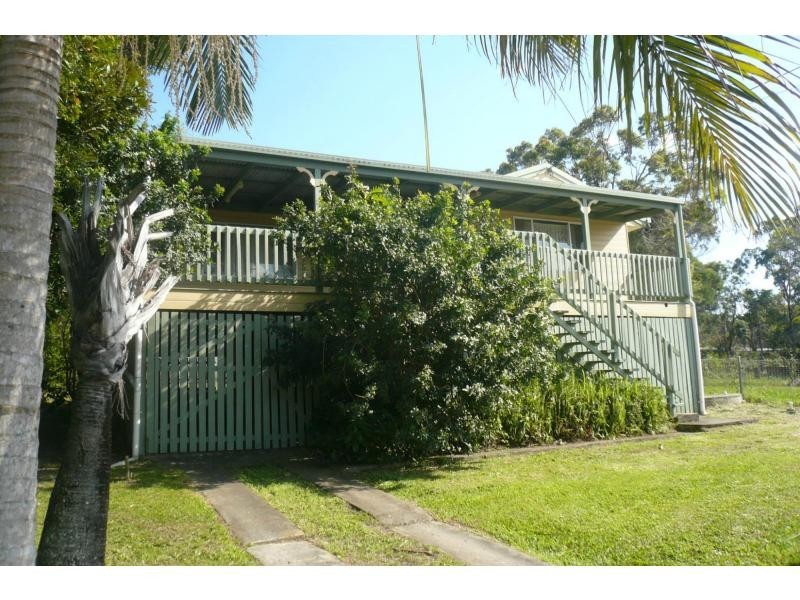 15 Camena Street, Macleay Island QLD 4184