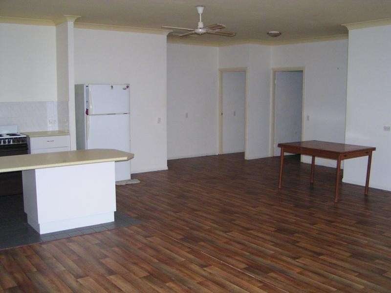 36 Noyes Parade, Karragarra Island QLD 4184