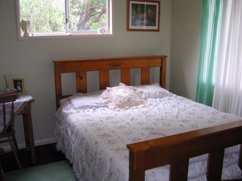 160 High Central Road, Macleay Island QLD 4184