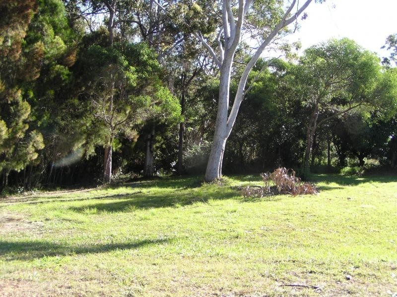5 Michael Street, Macleay Island QLD 4184