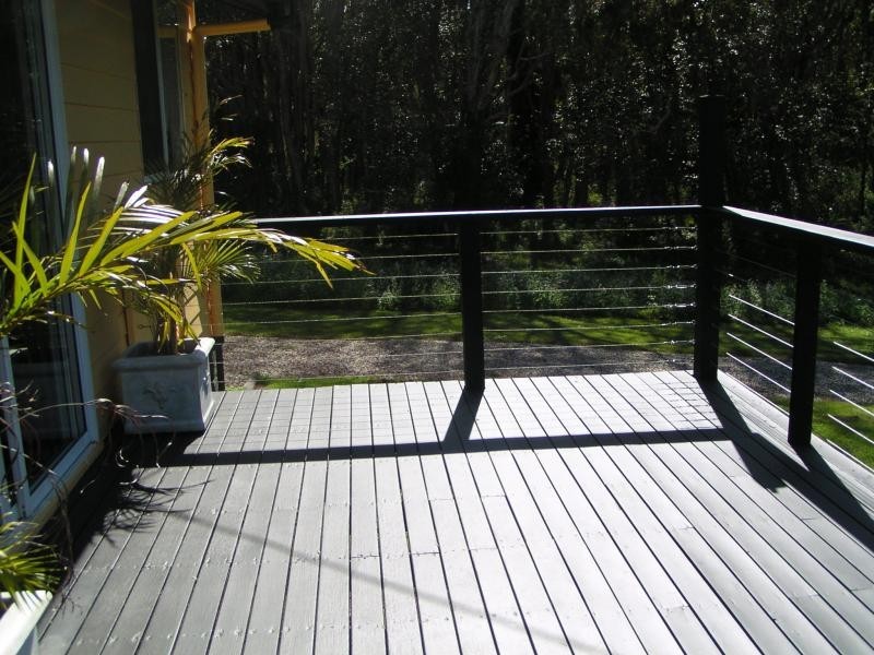 7 Lake Street, Macleay Island QLD 4184