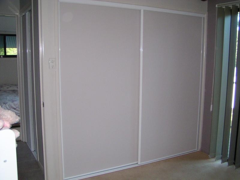 9 Helen Parade, Lamb Island QLD 4184