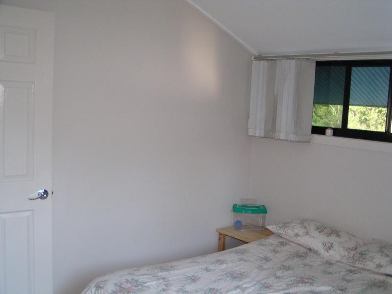 9 Helen Parade, Lamb Island QLD 4184