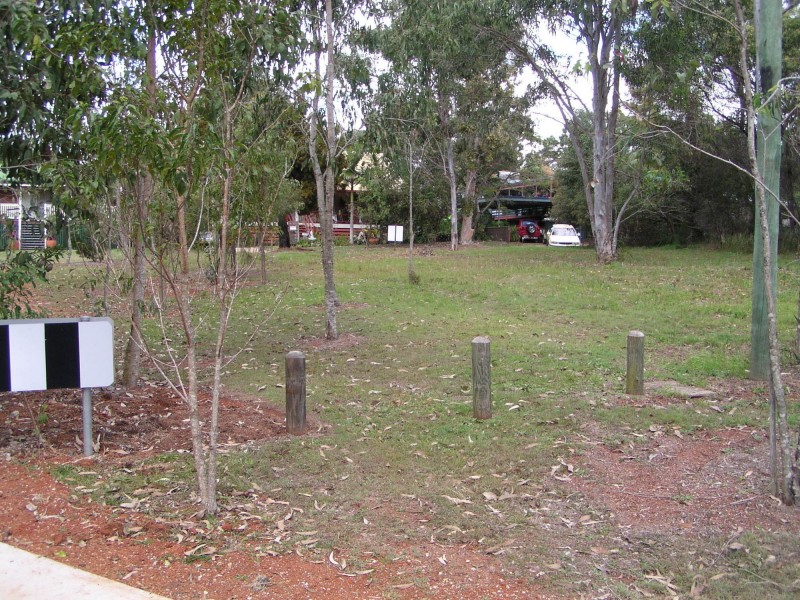 19 Noyes Parade, Karragarra Island QLD 4184