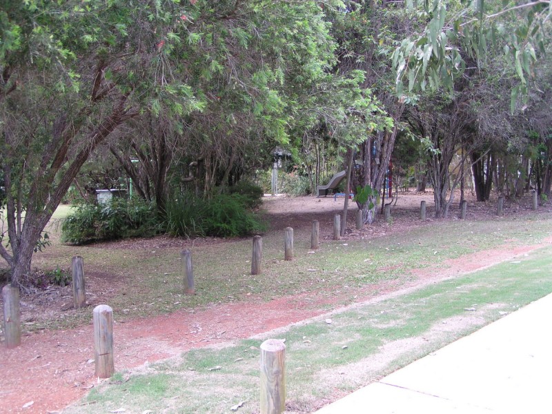 19 Noyes Parade, Karragarra Island QLD 4184