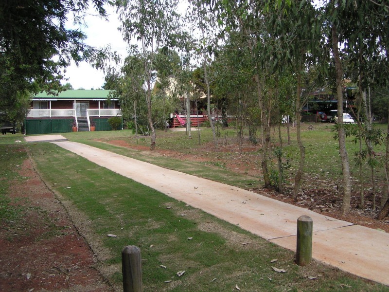 19 Noyes Parade, Karragarra Island QLD 4184