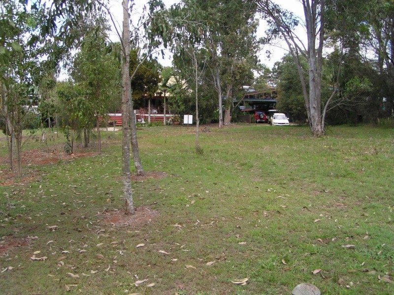 19 Noyes Parade, Karragarra Island QLD 4184